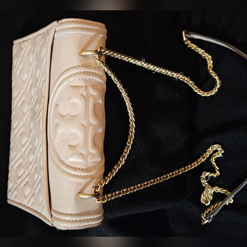 Tory Burch Elegant Fleming Blush Pink Quilted Shoulder Bag